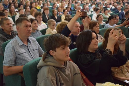 В Нурлате чествовали лучших выпускников района