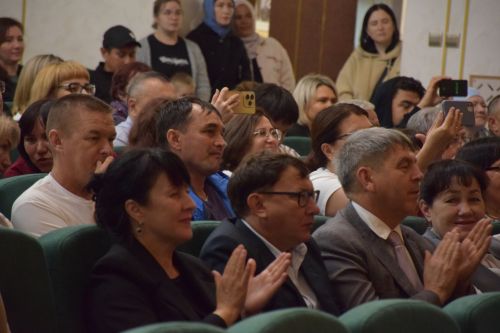 В Нурлате чествовали лучших выпускников района