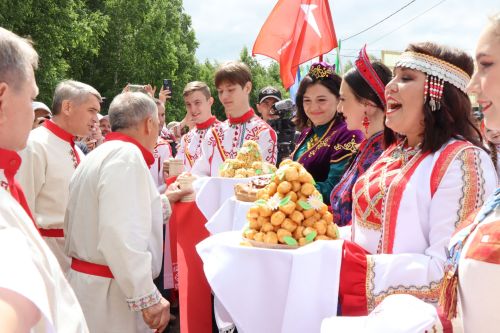В Нурлате с размахом прошел чувашский праздник Уяв с участием глав Татарстана и Чувашии Рустама Минниханова и Олега Николаева (+ФОТО)
