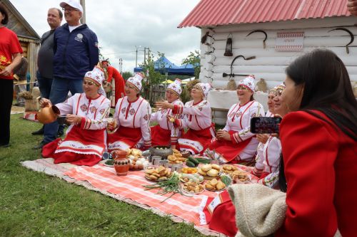 В Нурлате с размахом прошел чувашский праздник Уяв с участием глав Татарстана и Чувашии Рустама Минниханова и Олега Николаева (+ФОТО)