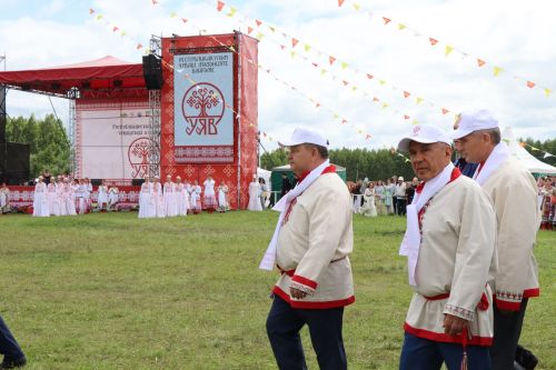 В Нурлате с размахом прошел чувашский праздник Уяв с участием глав Татарстана и Чувашии Рустама Минниханова и Олега Николаева (+ФОТО)