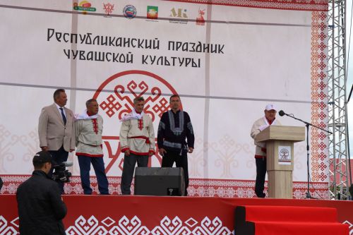 В Нурлате с размахом прошел чувашский праздник Уяв с участием глав Татарстана и Чувашии Рустама Минниханова и Олега Николаева (+ФОТО)