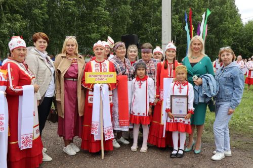 В Нурлате с размахом прошел чувашский праздник Уяв с участием глав Татарстана и Чувашии Рустама Минниханова и Олега Николаева (+ФОТО)