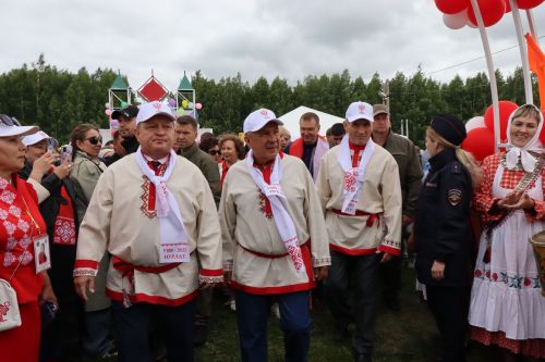 В Нурлате с размахом прошел чувашский праздник Уяв с участием глав Татарстана и Чувашии Рустама Минниханова и Олега Николаева (+ФОТО)