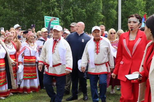 В Нурлате с размахом прошел чувашский праздник Уяв с участием глав Татарстана и Чувашии Рустама Минниханова и Олега Николаева (+ФОТО)
