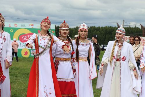 В Нурлате с размахом прошел чувашский праздник Уяв с участием глав Татарстана и Чувашии Рустама Минниханова и Олега Николаева (+ФОТО)