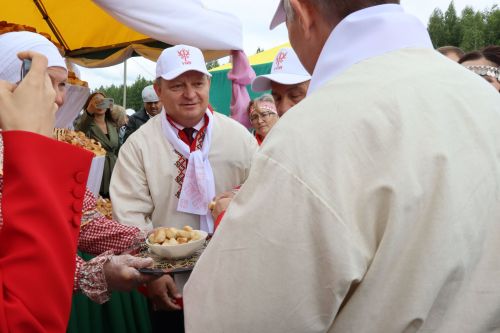 В Нурлате с размахом прошел чувашский праздник Уяв с участием глав Татарстана и Чувашии Рустама Минниханова и Олега Николаева (+ФОТО)