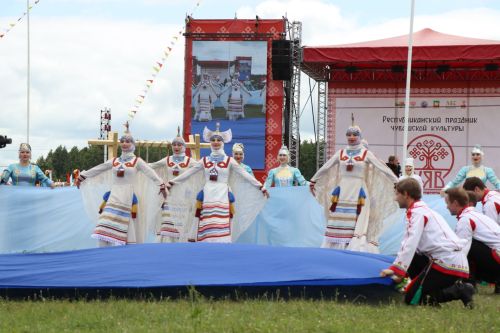 В Нурлате с размахом прошел чувашский праздник Уяв с участием глав Татарстана и Чувашии Рустама Минниханова и Олега Николаева (+ФОТО)