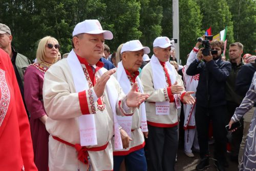 В Нурлате с размахом прошел чувашский праздник Уяв с участием глав Татарстана и Чувашии Рустама Минниханова и Олега Николаева (+ФОТО)