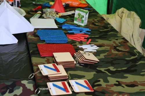 На Уяве в Нурлате Рустам Минниханов поблагодарил местных волонтеров за активную поддержку участников СВО