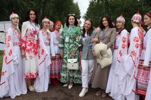 В Нурлате с размахом прошел чувашский праздник Уяв с участием глав Татарстана и Чувашии Рустама Минниханова и Олега Николаева (+ФОТО)