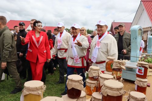 В Нурлате с размахом прошел чувашский праздник Уяв с участием глав Татарстана и Чувашии Рустама Минниханова и Олега Николаева (+ФОТО)