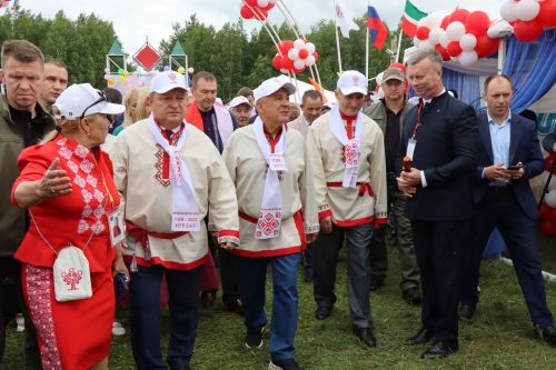 В Нурлате с размахом прошел чувашский праздник Уяв с участием глав Татарстана и Чувашии Рустама Минниханова и Олега Николаева (+ФОТО)