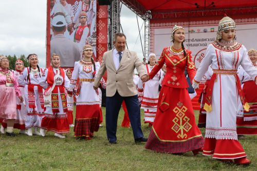 В Нурлате с размахом прошел чувашский праздник Уяв с участием глав Татарстана и Чувашии Рустама Минниханова и Олега Николаева (+ФОТО)