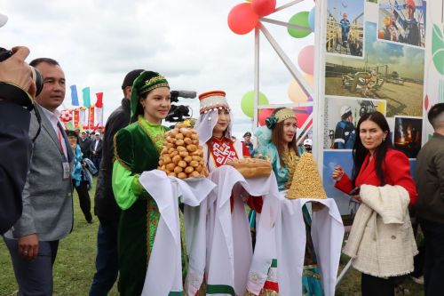 В Нурлате с размахом прошел чувашский праздник Уяв с участием глав Татарстана и Чувашии Рустама Минниханова и Олега Николаева (+ФОТО)