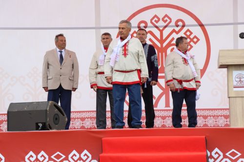 В Нурлате с размахом прошел чувашский праздник Уяв с участием глав Татарстана и Чувашии Рустама Минниханова и Олега Николаева (+ФОТО)