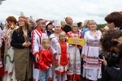 В Нурлате с размахом прошел чувашский праздник Уяв с участием глав Татарстана и Чувашии Рустама Минниханова и Олега Николаева (+ФОТО)