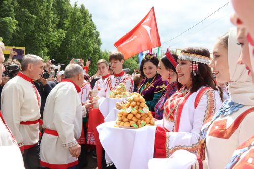 В Нурлате с размахом прошел чувашский праздник Уяв с участием глав Татарстана и Чувашии Рустама Минниханова и Олега Николаева (+ФОТО)