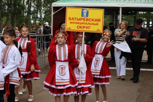 В Нурлате с размахом прошел чувашский праздник Уяв с участием глав Татарстана и Чувашии Рустама Минниханова и Олега Николаева (+ФОТО)