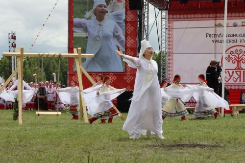В Нурлате с размахом прошел чувашский праздник Уяв с участием глав Татарстана и Чувашии Рустама Минниханова и Олега Николаева (+ФОТО)
