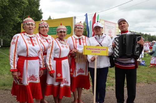 В Нурлате с размахом прошел чувашский праздник Уяв с участием глав Татарстана и Чувашии Рустама Минниханова и Олега Николаева (+ФОТО)