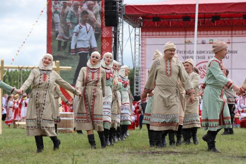 В Нурлате с размахом прошел чувашский праздник Уяв с участием глав Татарстана и Чувашии Рустама Минниханова и Олега Николаева (+ФОТО)