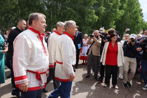 В Нурлате с размахом прошел чувашский праздник Уяв с участием глав Татарстана и Чувашии Рустама Минниханова и Олега Николаева (+ФОТО)