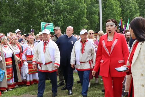 В Нурлате с размахом прошел чувашский праздник Уяв с участием глав Татарстана и Чувашии Рустама Минниханова и Олега Николаева (+ФОТО)