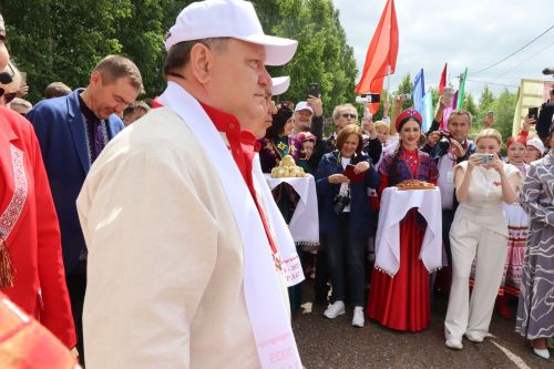 В Нурлате с размахом прошел чувашский праздник Уяв с участием глав Татарстана и Чувашии Рустама Минниханова и Олега Николаева (+ФОТО)