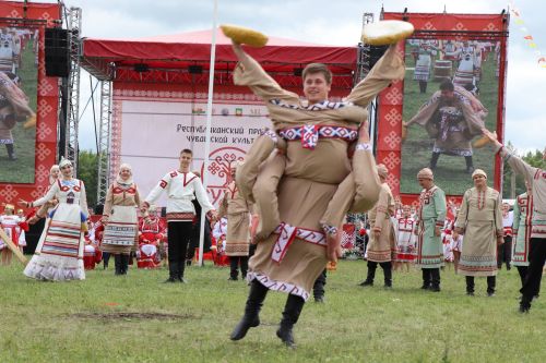 В Нурлате с размахом прошел чувашский праздник Уяв с участием глав Татарстана и Чувашии Рустама Минниханова и Олега Николаева (+ФОТО)
