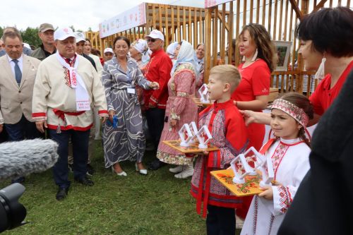 В Нурлате с размахом прошел чувашский праздник Уяв с участием глав Татарстана и Чувашии Рустама Минниханова и Олега Николаева (+ФОТО)
