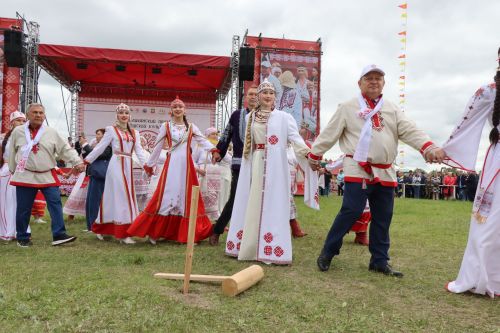 В Нурлате с размахом прошел чувашский праздник Уяв с участием глав Татарстана и Чувашии Рустама Минниханова и Олега Николаева (+ФОТО)