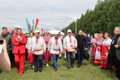 В Нурлате с размахом прошел чувашский праздник Уяв с участием глав Татарстана и Чувашии Рустама Минниханова и Олега Николаева (+ФОТО)