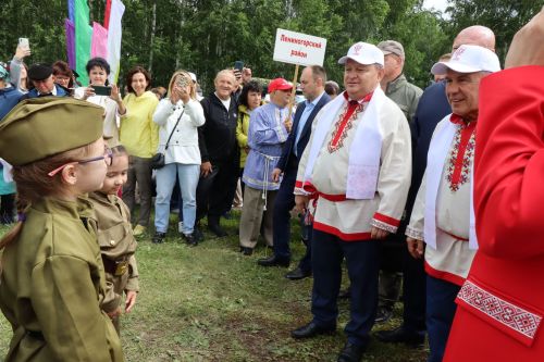 В Нурлате с размахом прошел чувашский праздник Уяв с участием глав Татарстана и Чувашии Рустама Минниханова и Олега Николаева (+ФОТО)