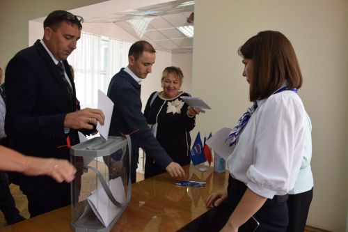 Нурлатские единороссы выдвинули кандидатов в депутаты представительных органов местного самоуправления
