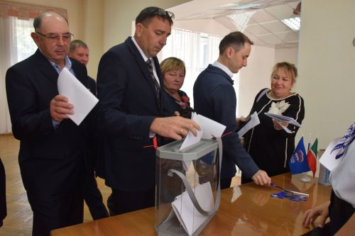 Нурлатские единороссы выдвинули кандидатов в депутаты представительных органов местного самоуправления