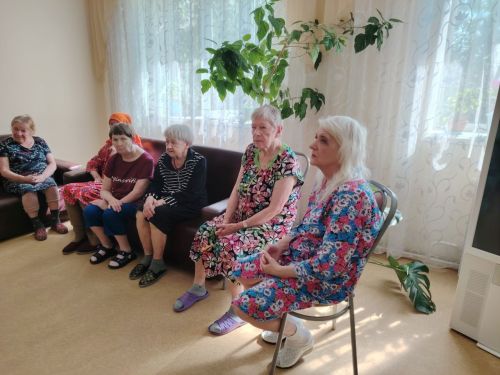 «Нет возраста прекрасней!»: для нурлатских пенсионеров устроили праздник музыки и воспоминаний