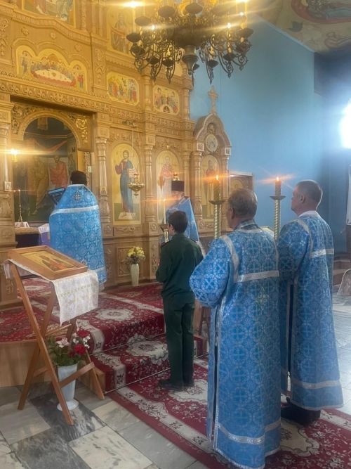 В Нурлатском Ильинском храме отметили праздник Казанской иконы Божией Матери
