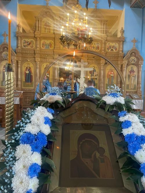 В Нурлатском Ильинском храме отметили праздник Казанской иконы Божией Матери