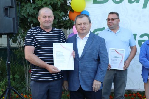 Проект «Күршелəр – иң якын кешелəр» в Нурлате стартовал ярким «Бию-фестом»