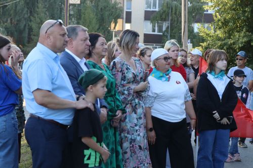 Проект «Күршелəр – иң якын кешелəр» в Нурлате стартовал ярким «Бию-фестом»