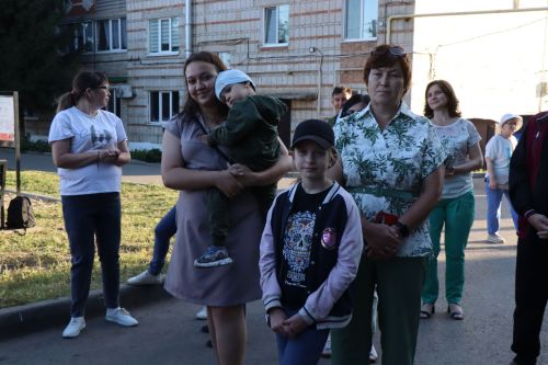 Проект «Күршелəр – иң якын кешелəр» в Нурлате стартовал ярким «Бию-фестом»