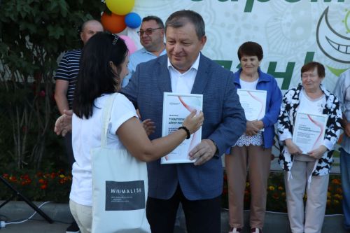 Проект «Күршелəр – иң якын кешелəр» в Нурлате стартовал ярким «Бию-фестом»