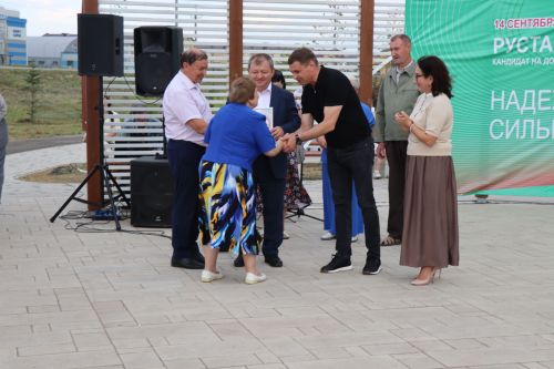 Фестиваль добрососедства «Наш двор» стал настоящим праздником для нурлатцев: он объединил и детей, и взрослых