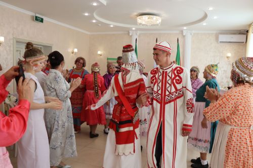 В Нурлате прошла вторая чувашская свадьба