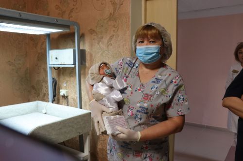 В Нурлате в День семьи Халиуллины решили, что их семья будет многодетной