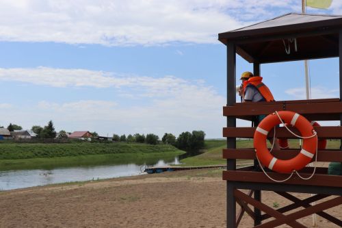 Нурлатцам напоминают о правилах безопасного поведения на воде