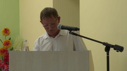 Жители Елаурского и Тимерлекского сельских поселений обсудили насущные вопросы с руководством района