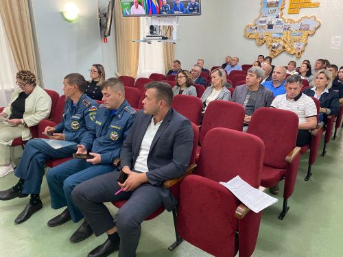 В Нурлате обсудили состояние пожарной безопасности в образовательных учреждениях района