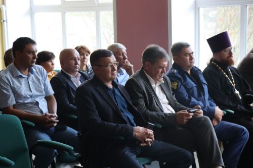 В Биляр-Озере прошла встреча сельчан с руководством района